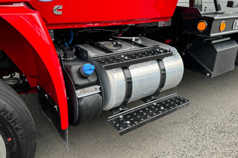 2025 International MV607