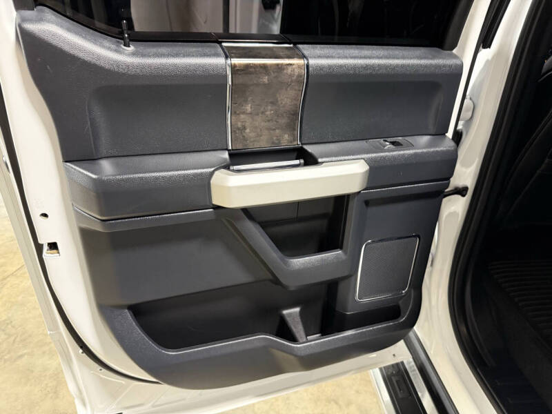 2022 Ford F-350 Super Duty Lariat