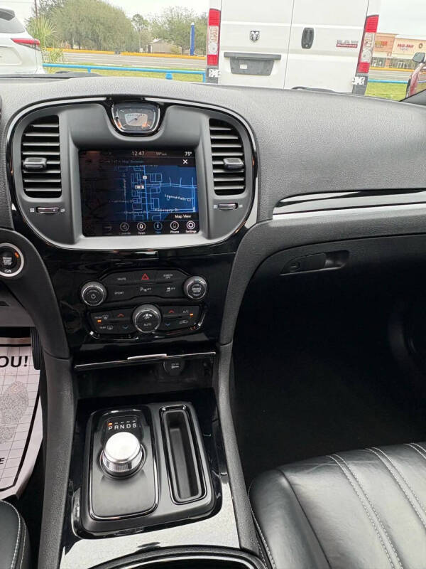 2023 Chrysler 300 S V6