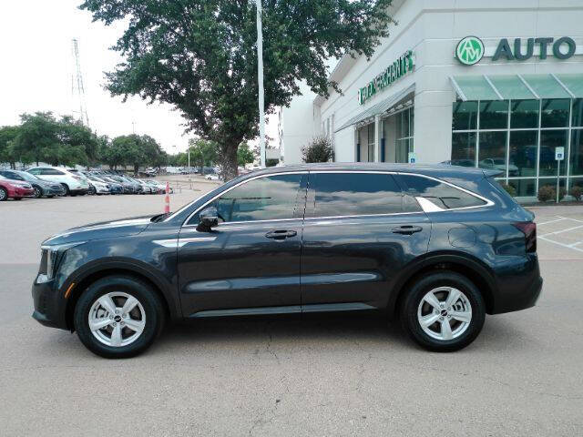 2025 Kia Sorento LX