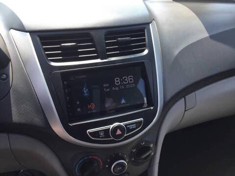 2013 Hyundai Accent GLS