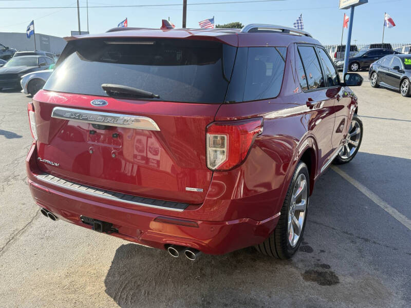 2020 Ford Explorer Platinum
