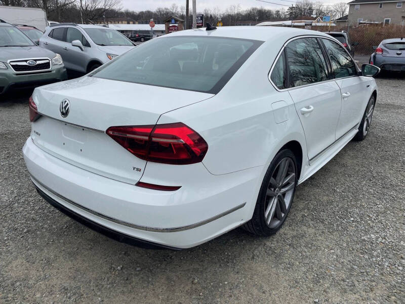 2017 Volkswagen Passat 1.8T R-Line