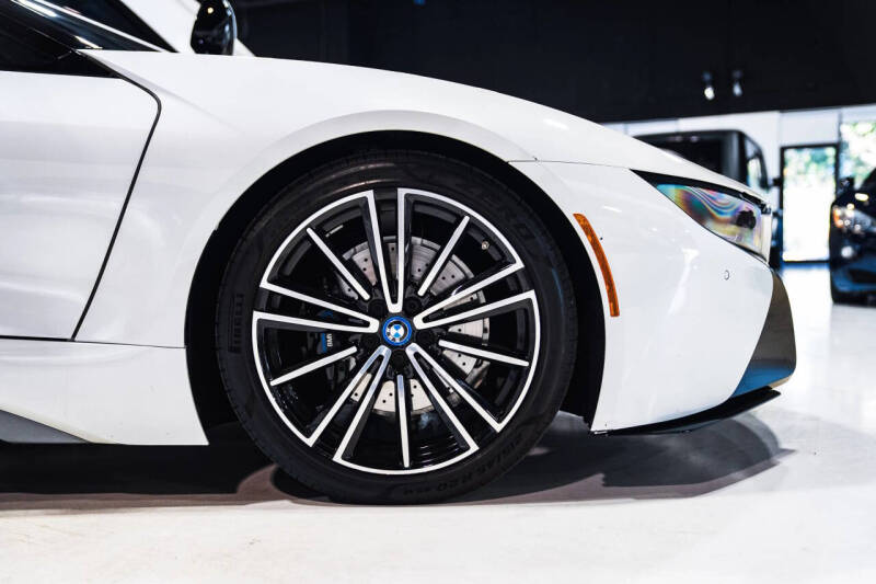 2019 BMW i8