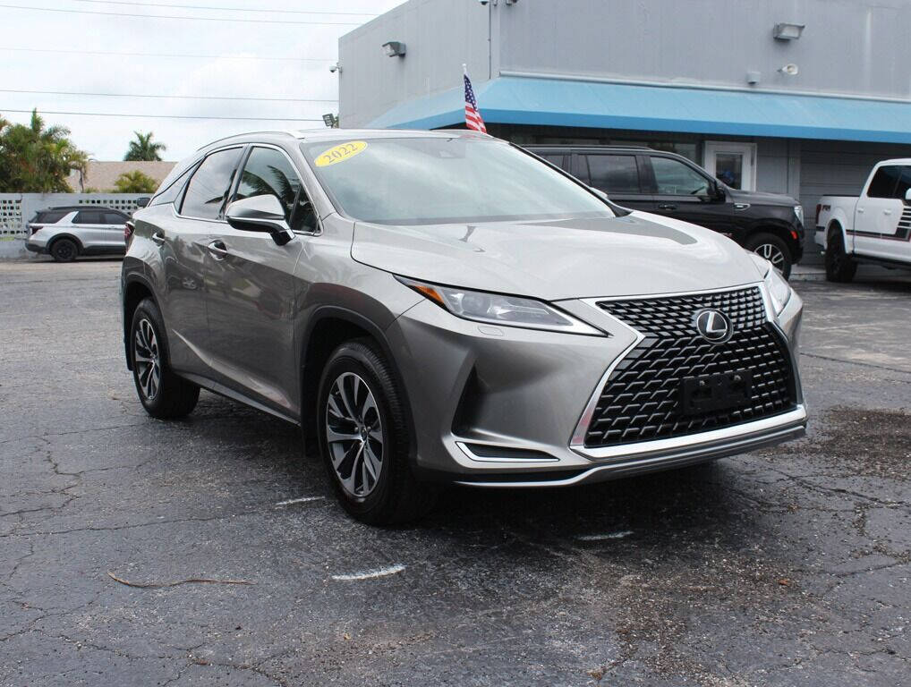 2022 Lexus RX SUV - $54,995
