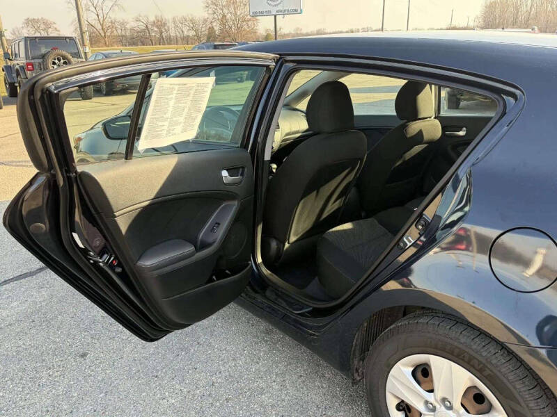2017 Kia Forte5 LX