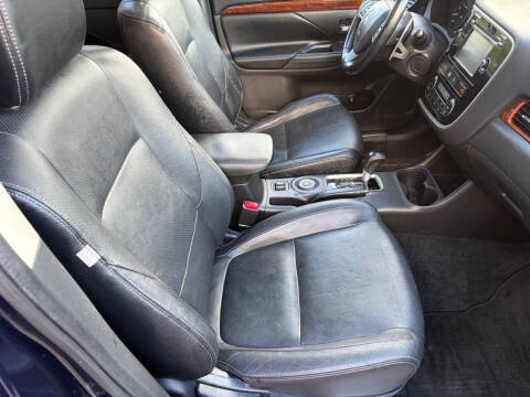 2014 Mitsubishi Outlander GT