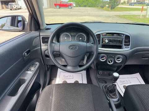 2009 Hyundai Accent SE