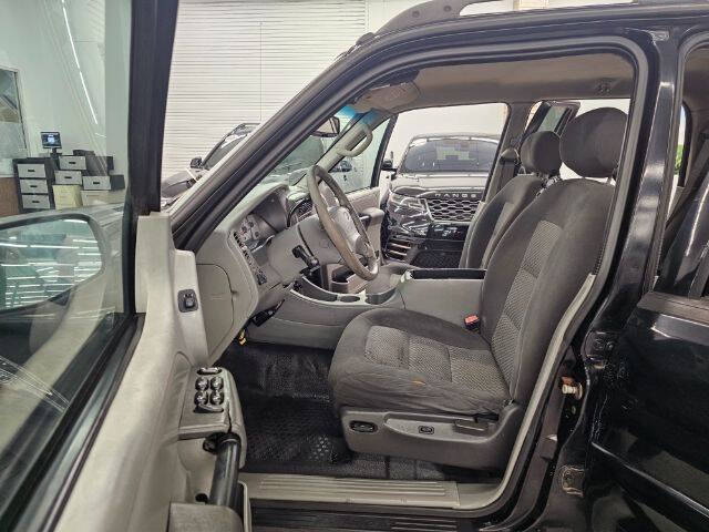 2003 Ford Explorer Sport Trac XLT