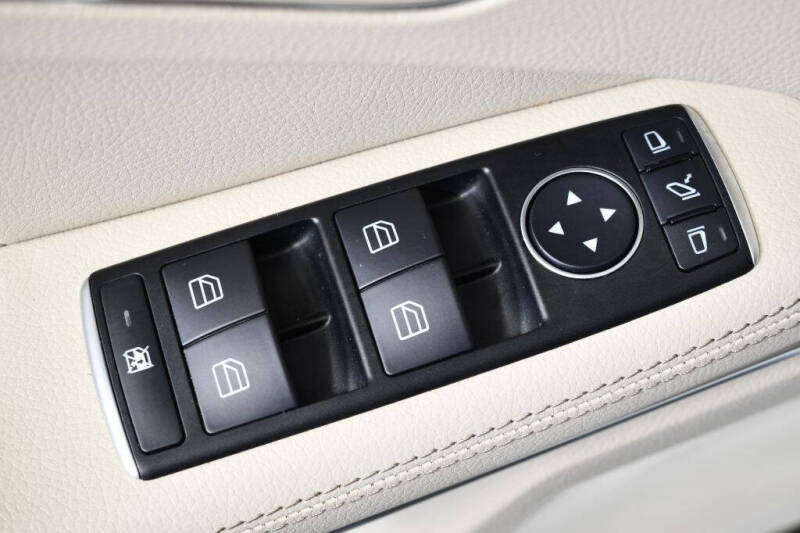 2015 Mercedes-Benz E-Class E 250 BlueTEC 4MATIC