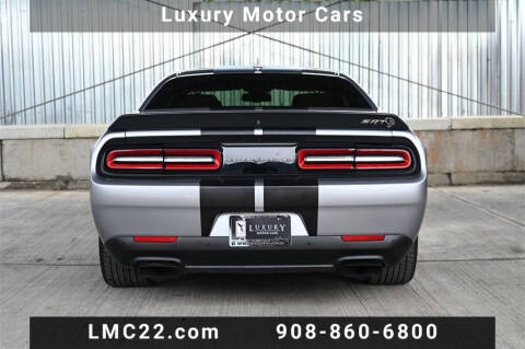 2015 Dodge Challenger SRT Hellcat