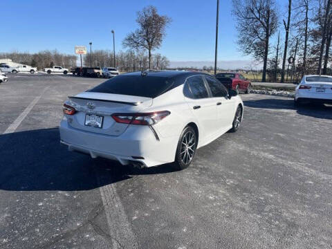 2022 Toyota Camry SE