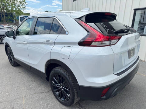 2024 Mitsubishi Eclipse Cross LE