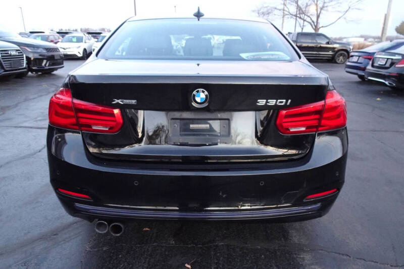 2017 BMW 3 Series 330i xDrive