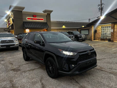 2022 Toyota RAV4 LE