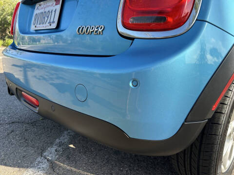 2015 MINI Hardtop 4 Door Cooper