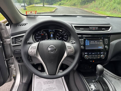 2015 Nissan Rogue S