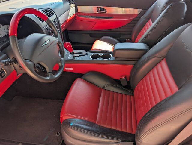 2002 Ford Thunderbird Deluxe