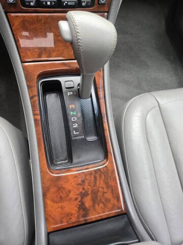 2000 Toyota Avalon XLS