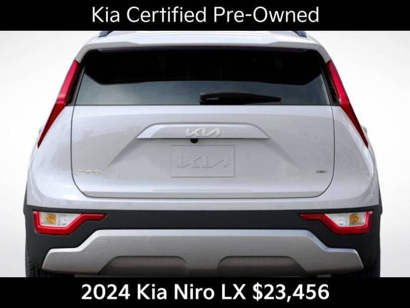 2024 Kia Niro LX