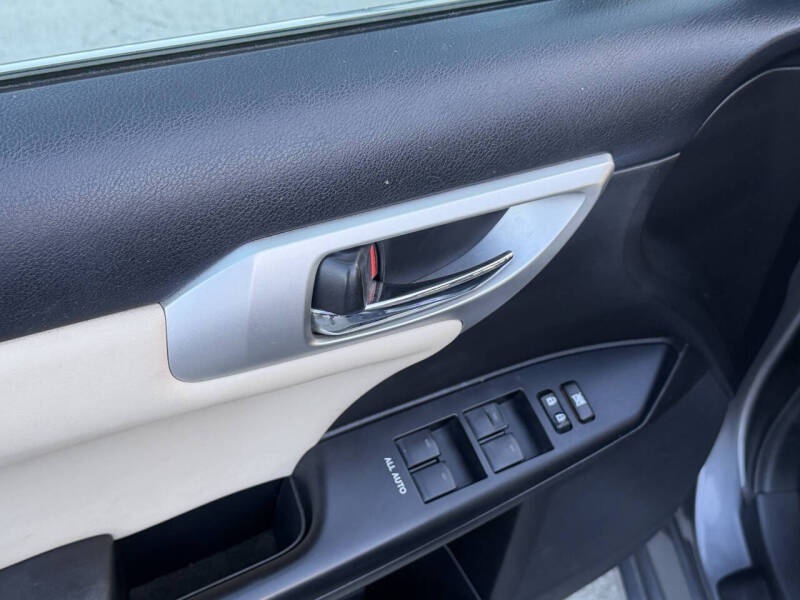2012 Lexus CT 200h Premium