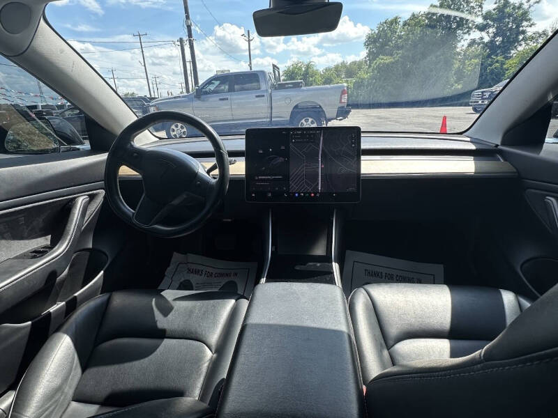 2019 Tesla Model 3 Mid Range