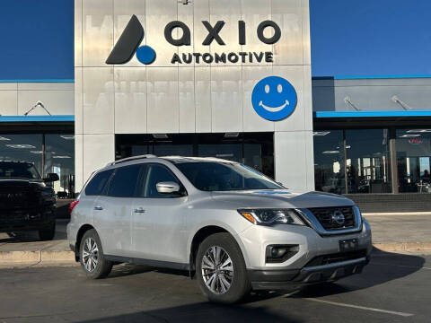 2017 Nissan Pathfinder SV