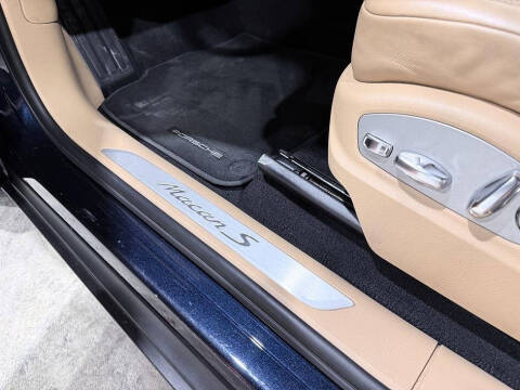 2018 Porsche Macan S