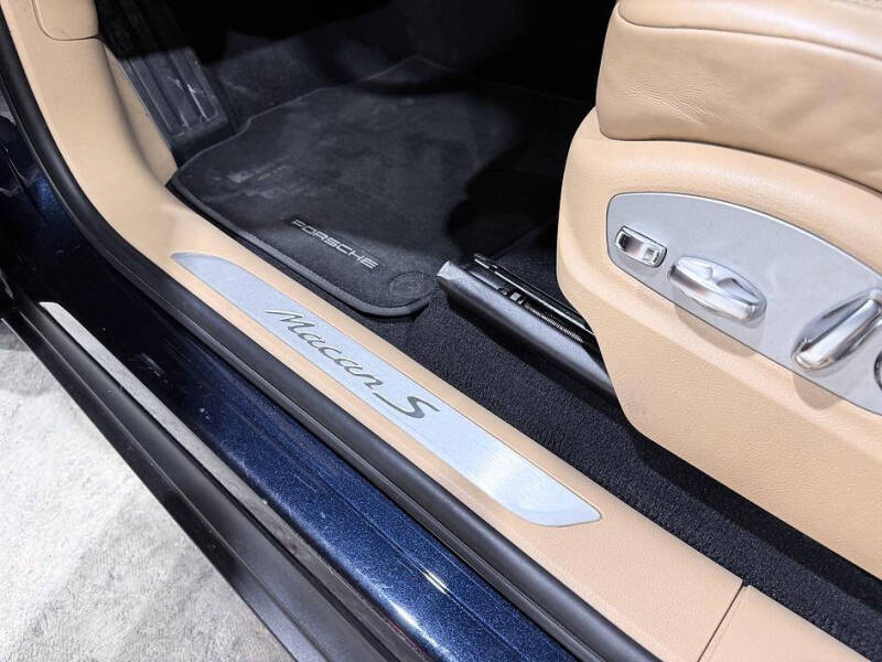 2018 Porsche Macan S