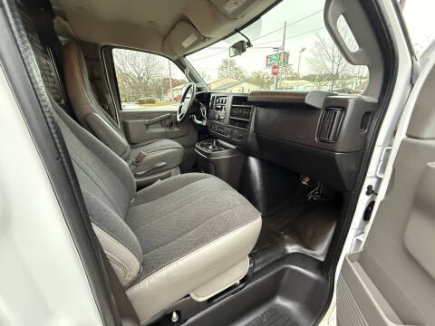 2020 Chevrolet Express 2500