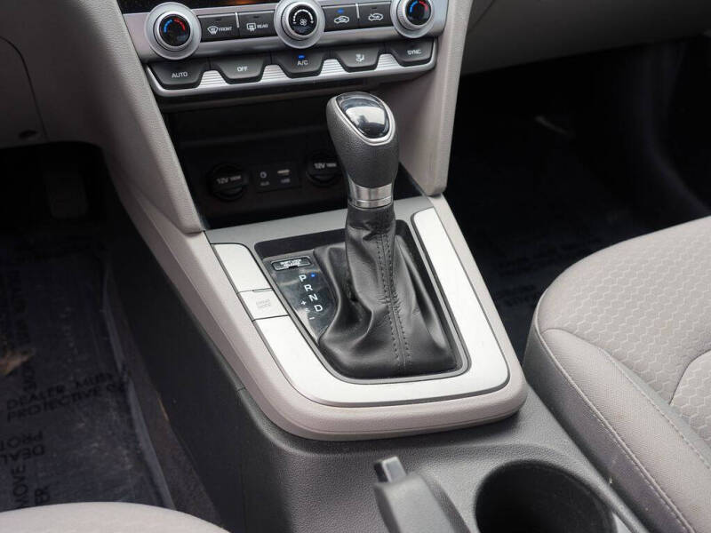 2020 Hyundai Elantra