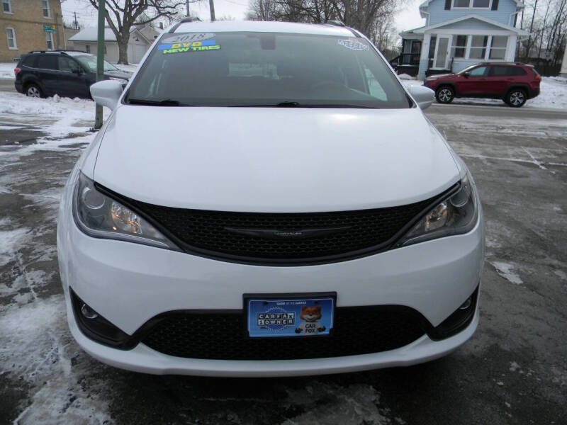 2018 Chrysler Pacifica Touring Plus