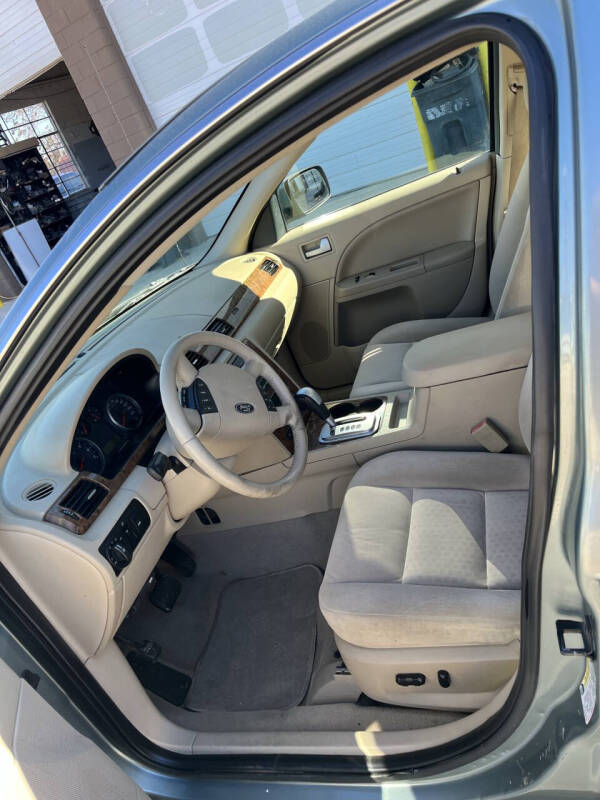 2005 Ford Five Hundred SEL