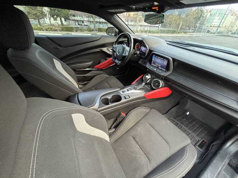 2021 Chevrolet Camaro LT1