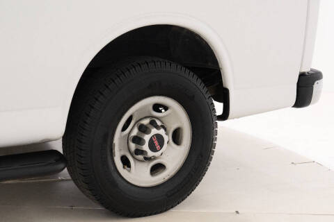 2017 GMC Savana 2500