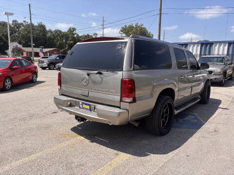 2003 Cadillac Escalade ESV
