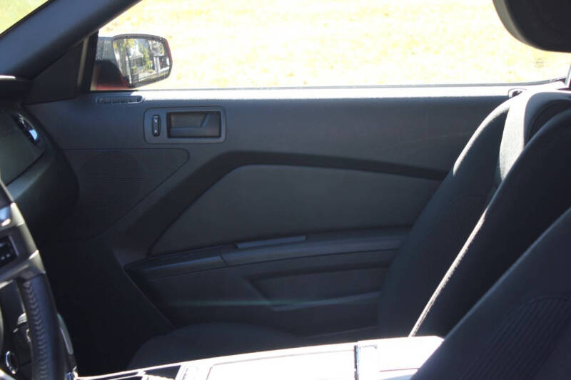 2014 Ford Mustang V6