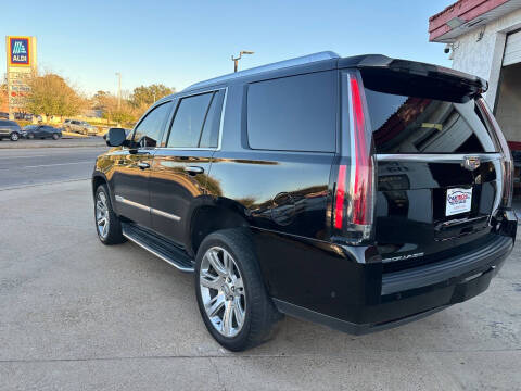 2019 Cadillac Escalade Luxury