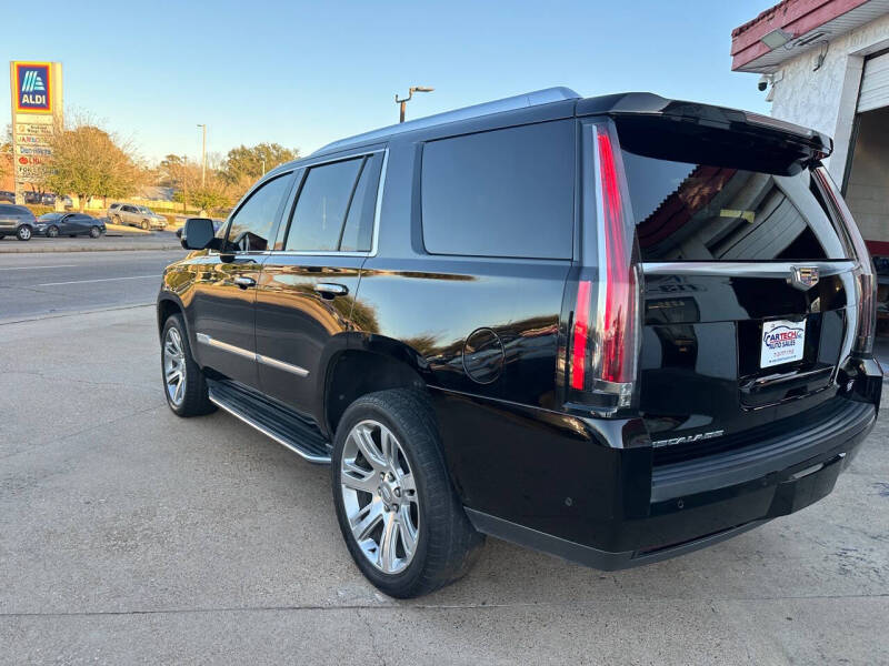 2019 Cadillac Escalade Luxury