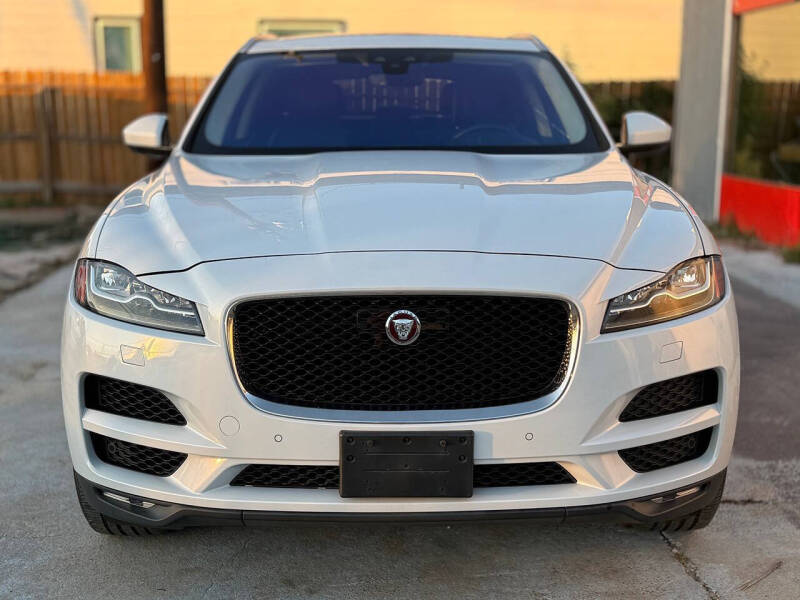 2019 Jaguar F-PACE 30t Portfolio