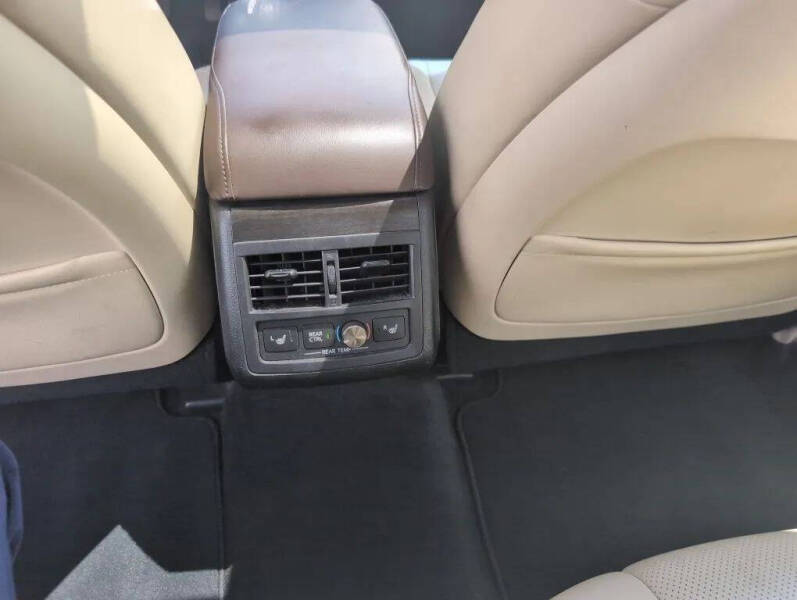 2017 Toyota Avalon Hybrid Limited