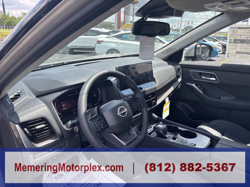 2025 Nissan Rogue Platinum