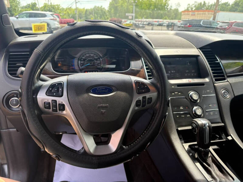 2014 Ford Taurus Limited