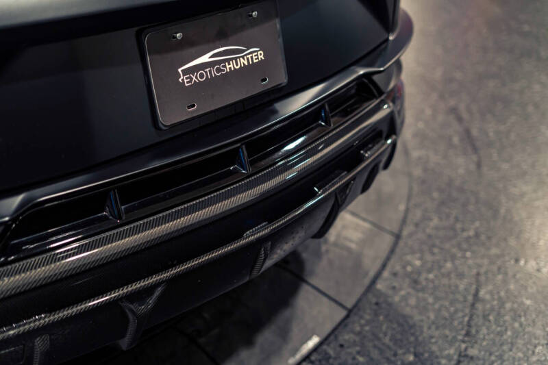 2023 Lamborghini Urus Performante