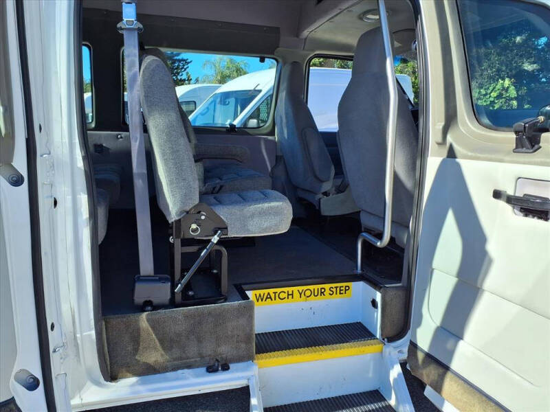 2010 Ford E-Series E-250