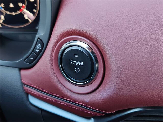 2025 Mazda CX-70 Plug-in Hybrid Premium Plus