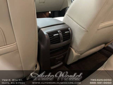 2013 Buick Regal Premium 1