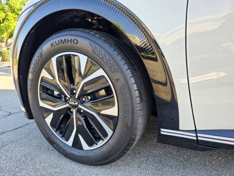 2023 Kia EV6 Wind