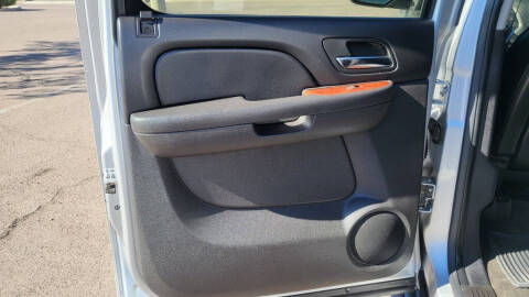 2011 Chevrolet Avalanche LT