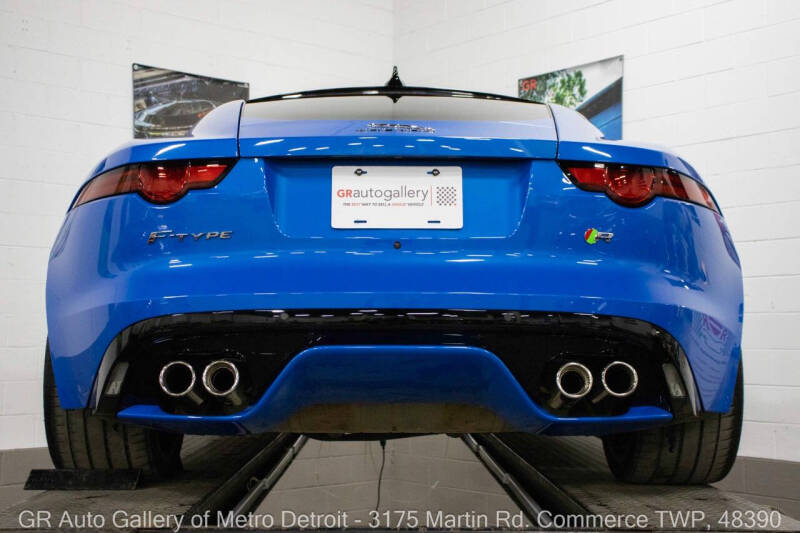 2020 Jaguar F-TYPE R
